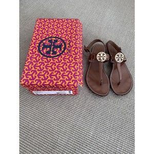 $239 EUC Tory Burch Cassia Flat Thong Tan Gladiator Sandals Miller 8 38 38.5 M